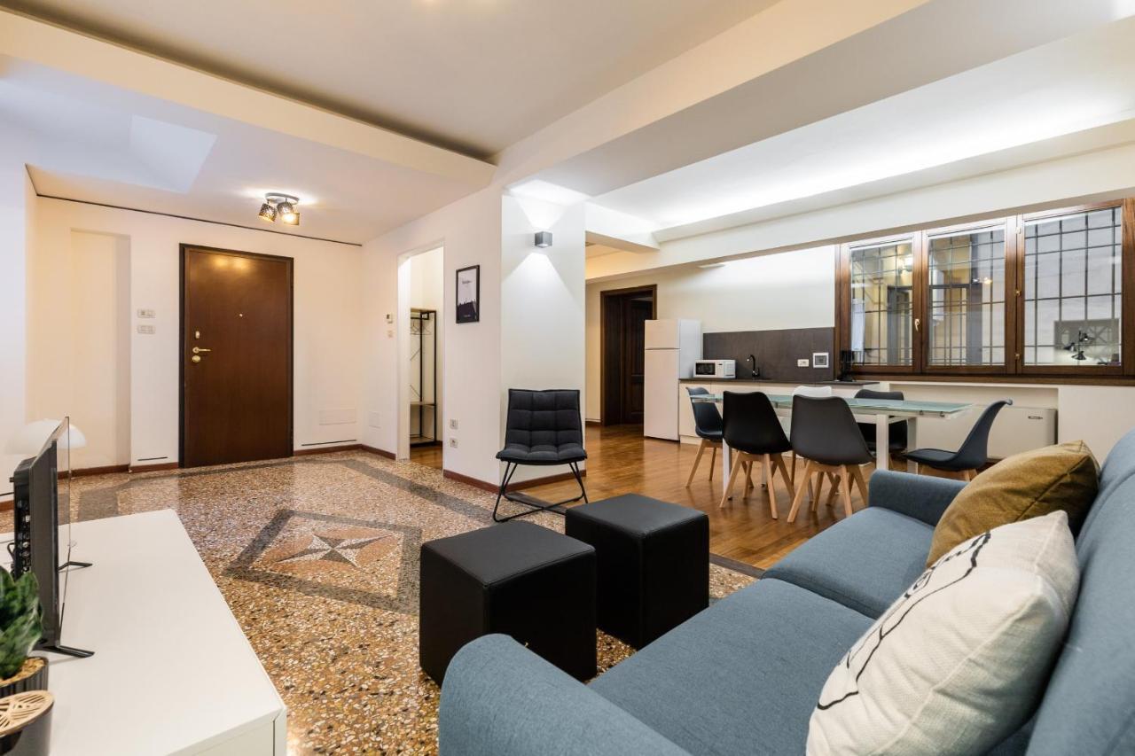 Casa Ambrosini Apartments By Wonderful Italy Болонья Экстерьер фото
